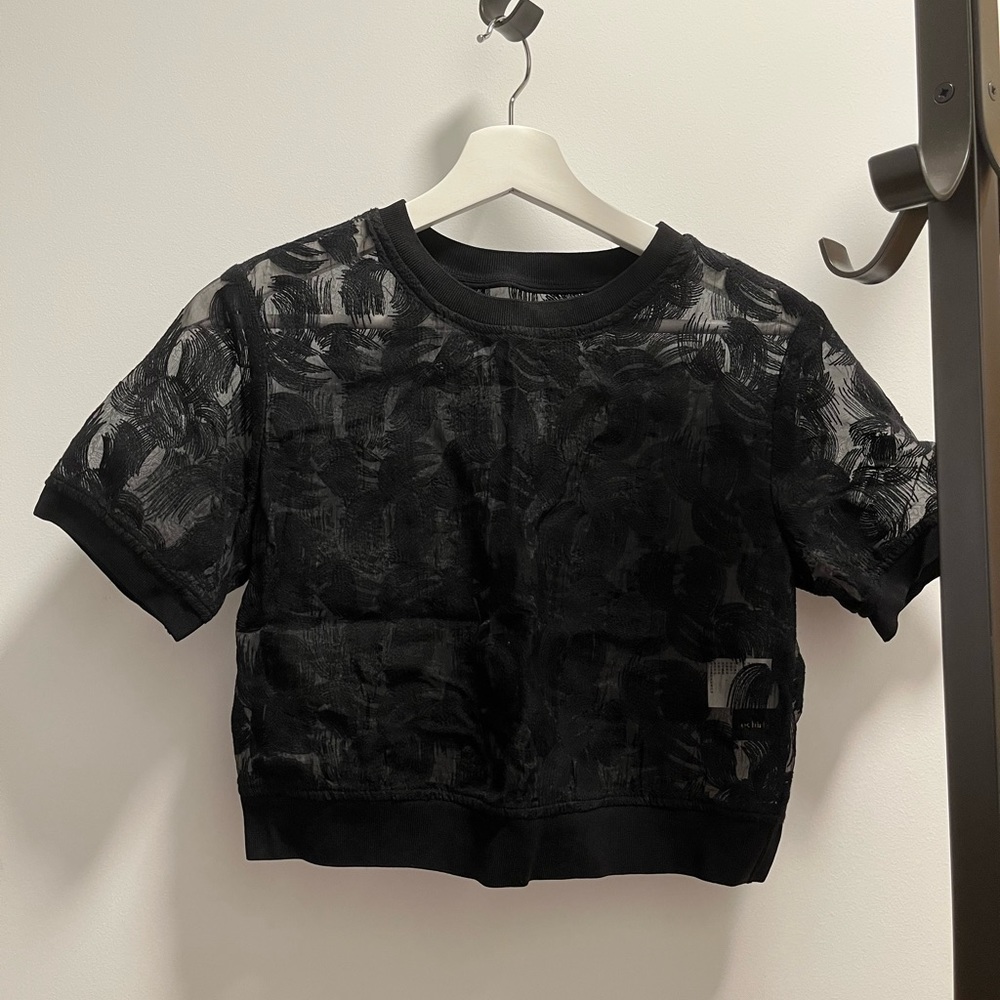 Ochirly See-through crop